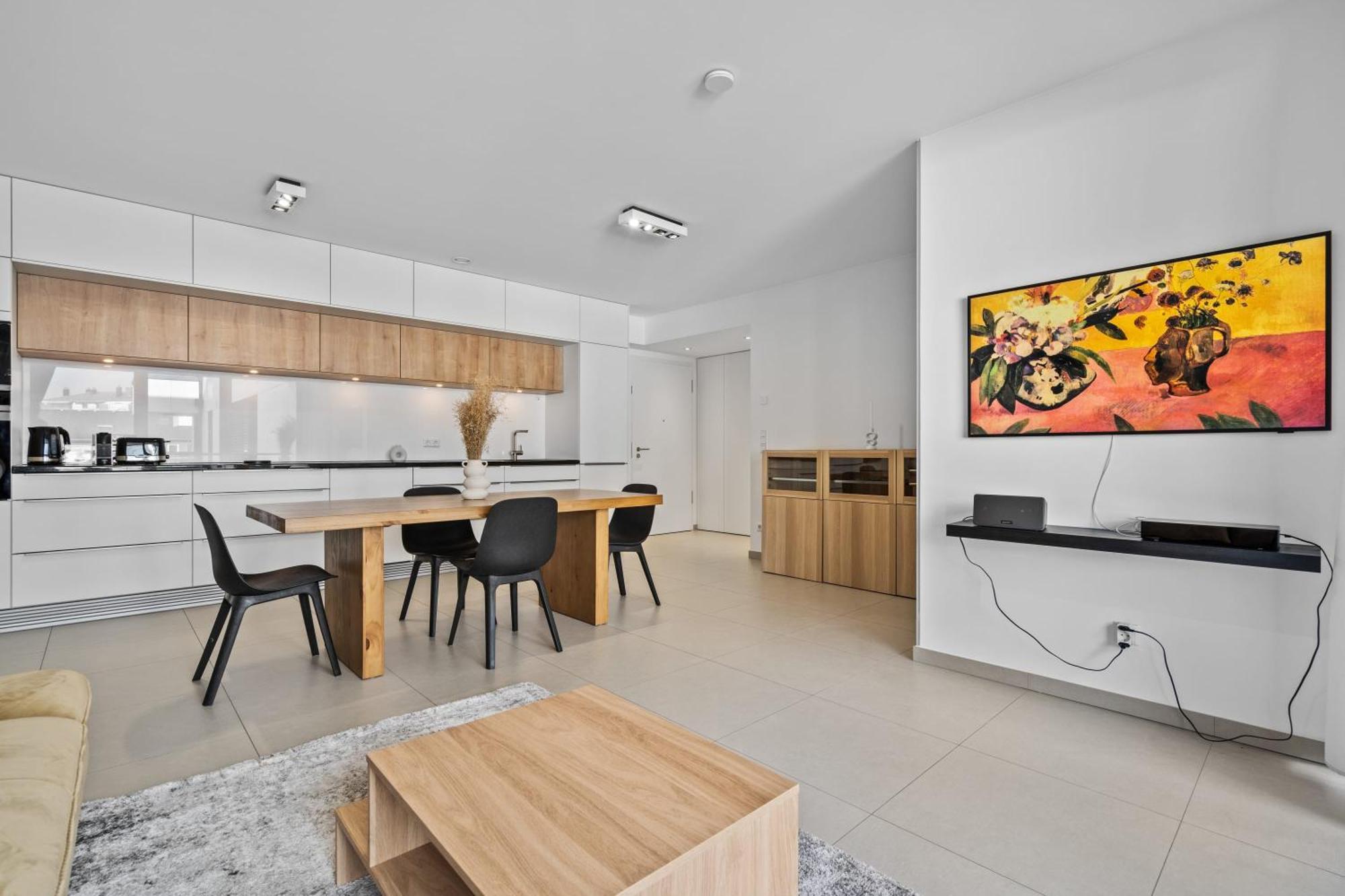 Apartamento Modern 1-br With Balcony In Cessange Luxemburgo