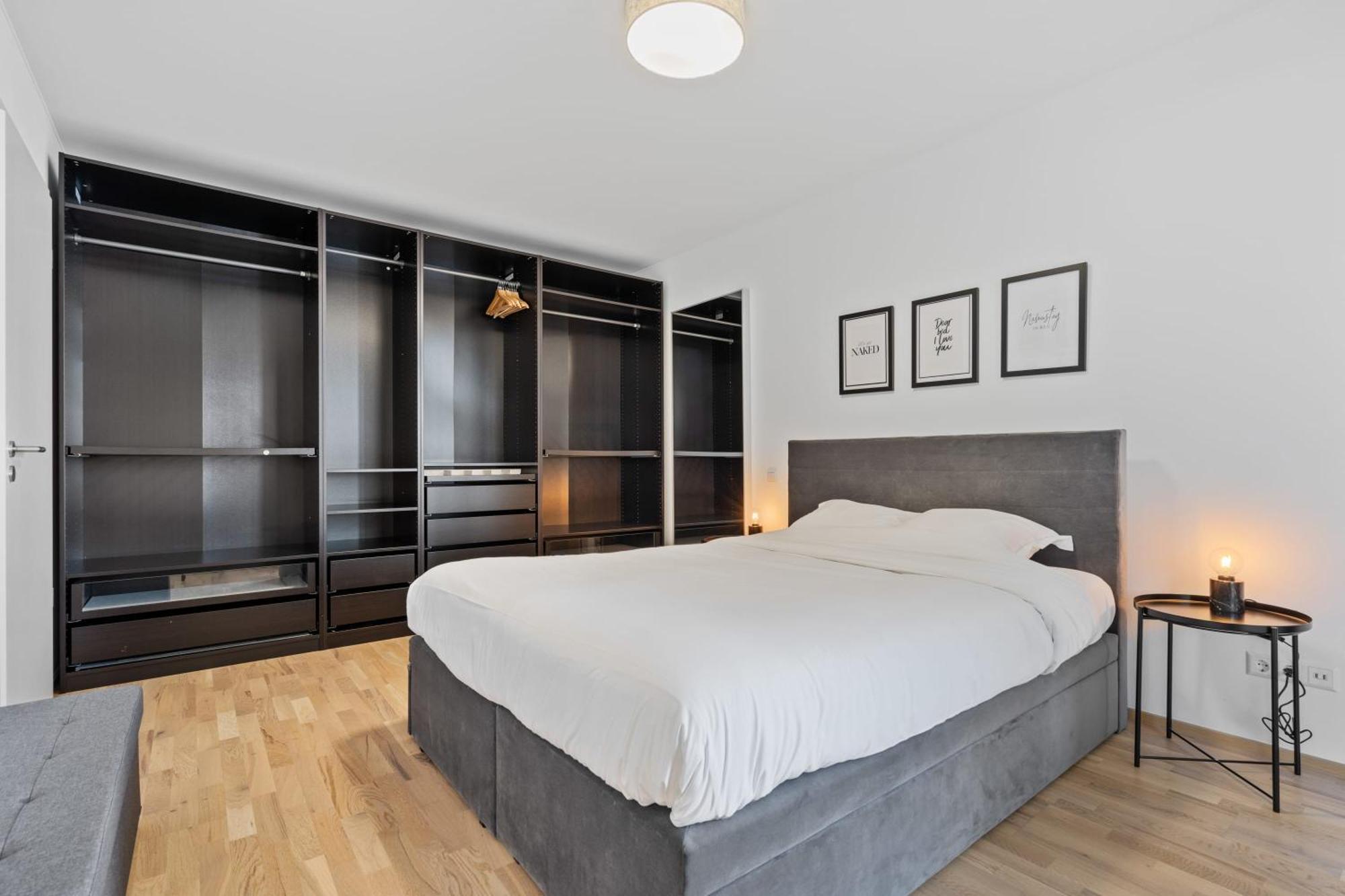 Modern 1-br With Balcony In Cessange Apartment *